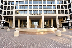 DOL Proposes New Rule with a Familiar Five-Factor Test for Worker Classification